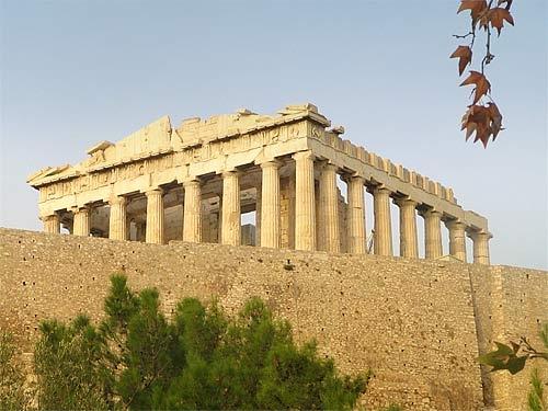 CAPODANNO 2027 ATENE con volo incluso da Roma Fiumicino, accompagnatore in loco in italiano