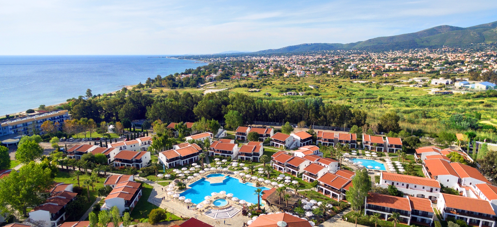 Tour Smart Grecia Classica e Meteore 5 notti + 5 notti all'Hotel Golden Coast con volo dall'Italia