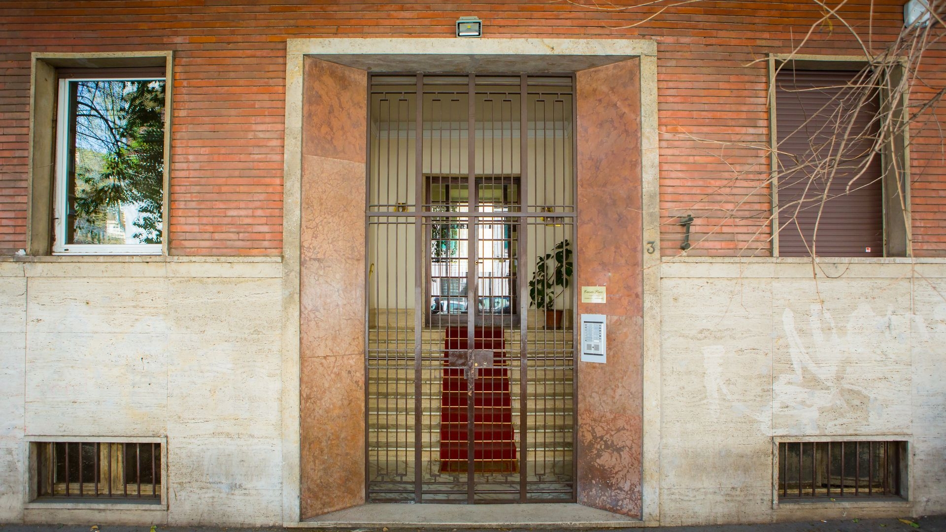 Caesar Place Roma