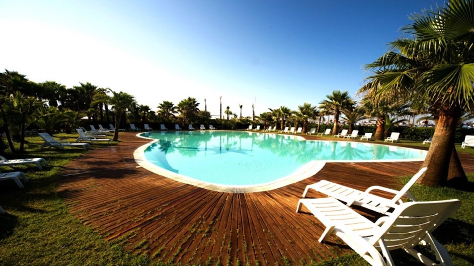 Family Village Velia