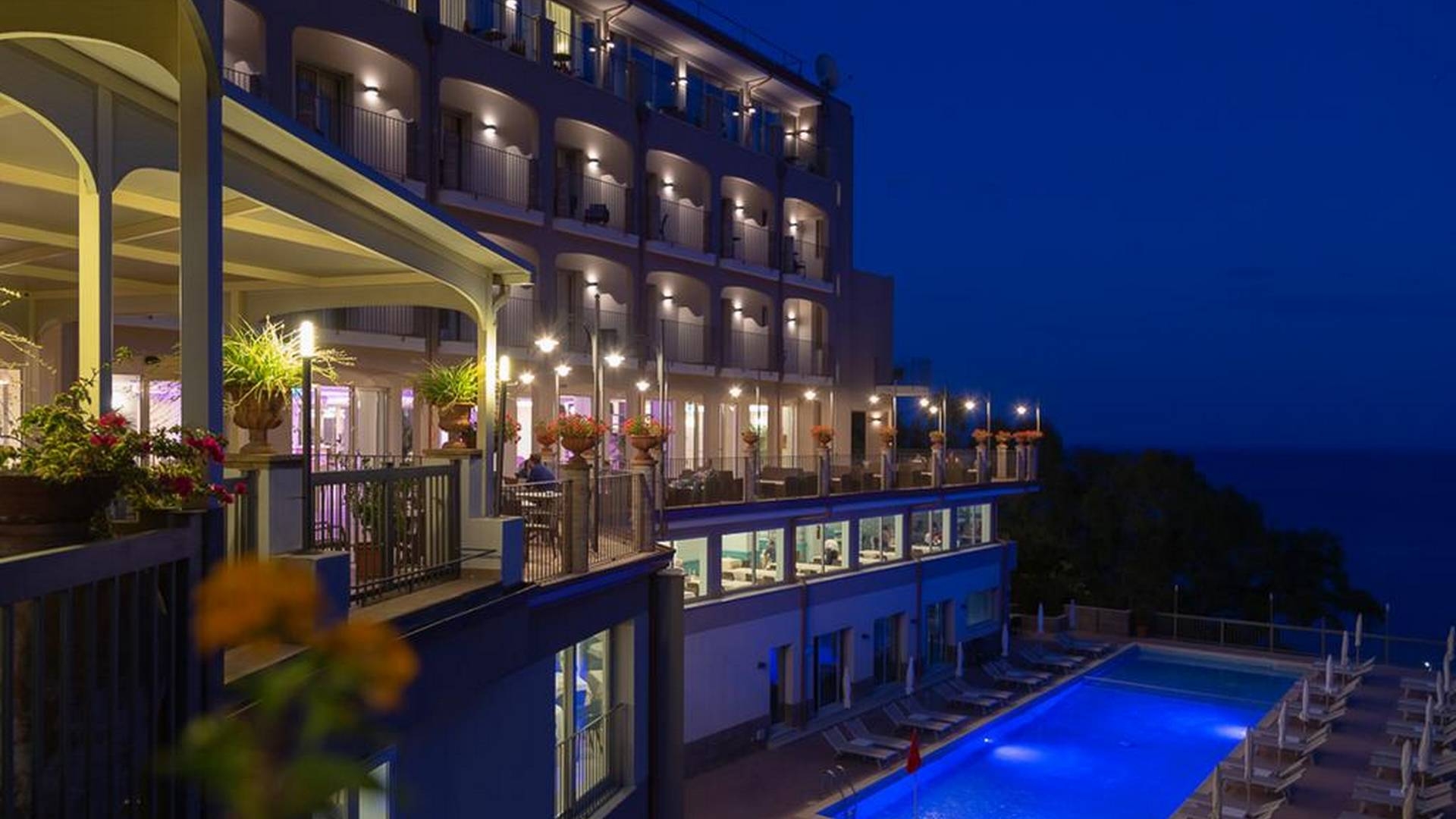 Hotel Antares