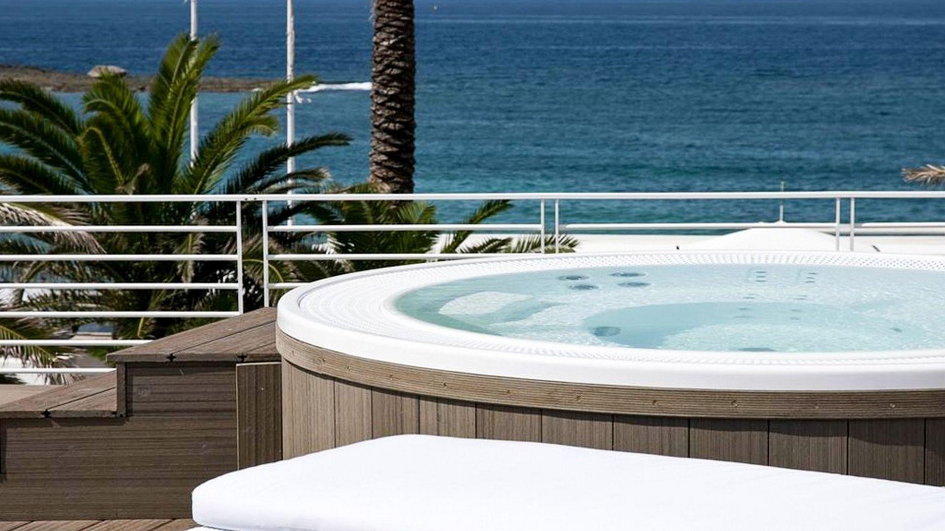 L'Isola di Pazze Hotel Resort