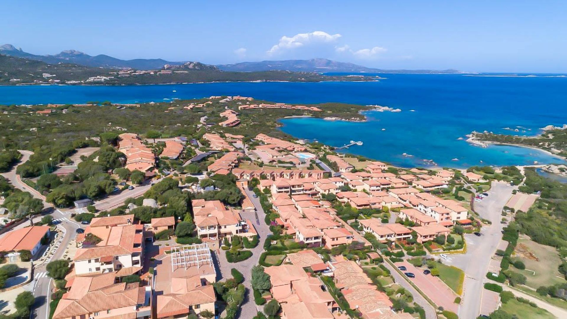 Baia De Bahas Residence