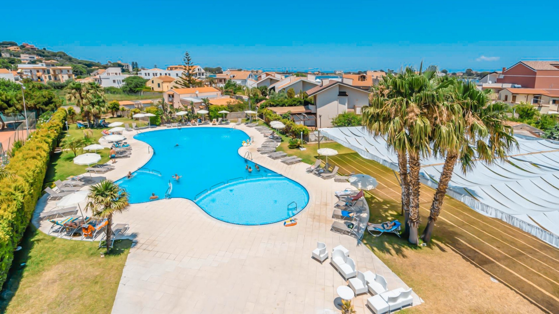 Capo Peloro Hotel