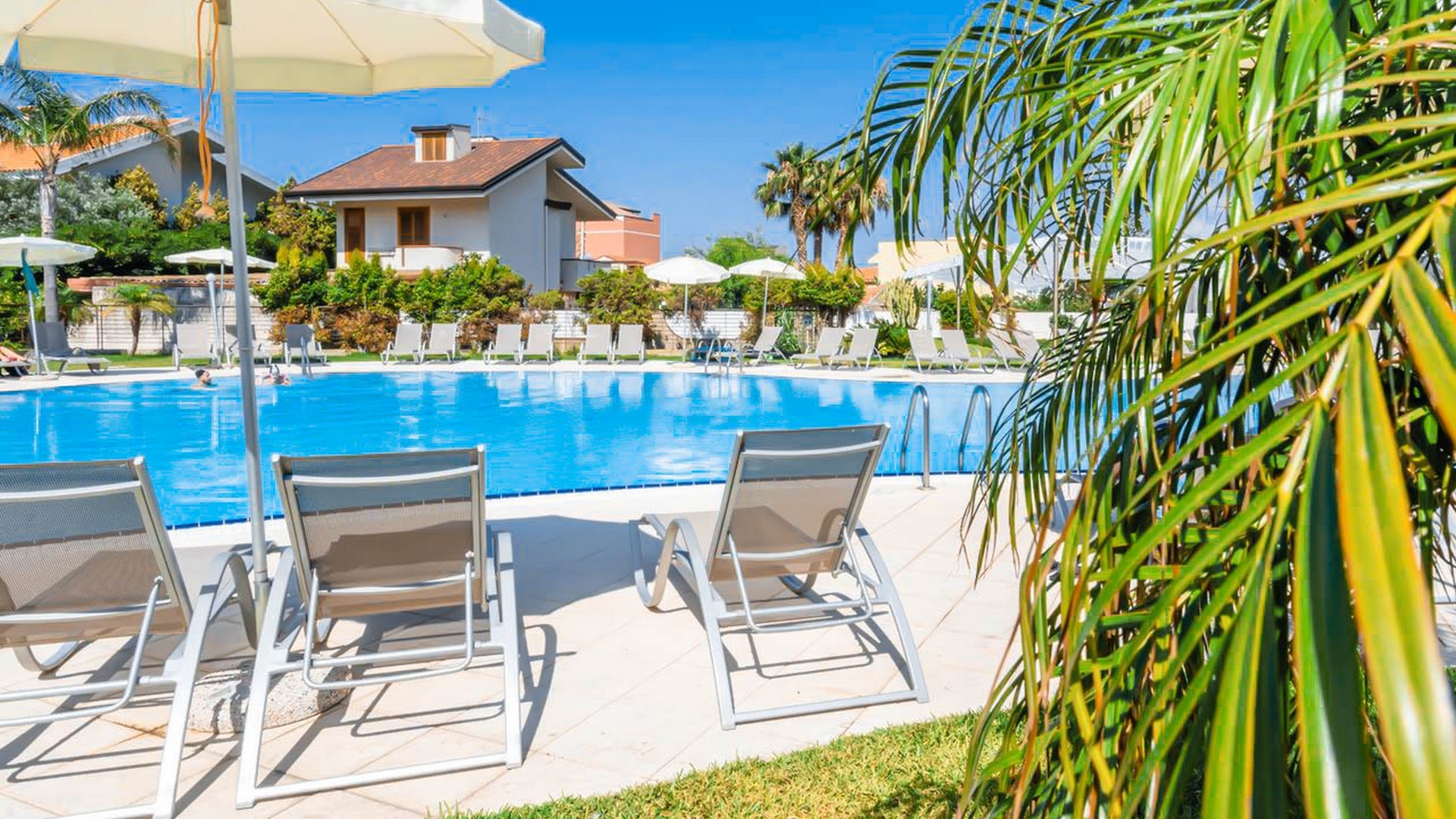 Capo Peloro Hotel