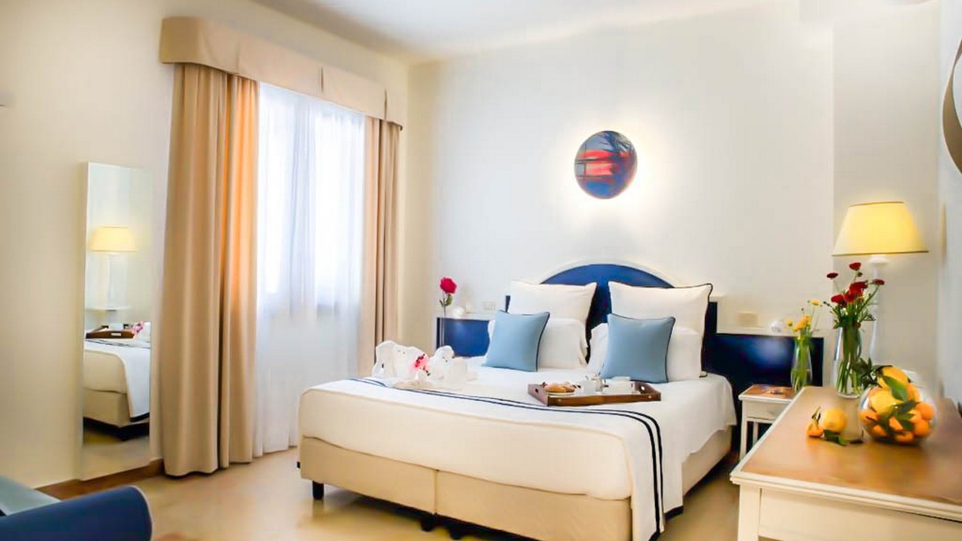 Delfino Beach Hotel