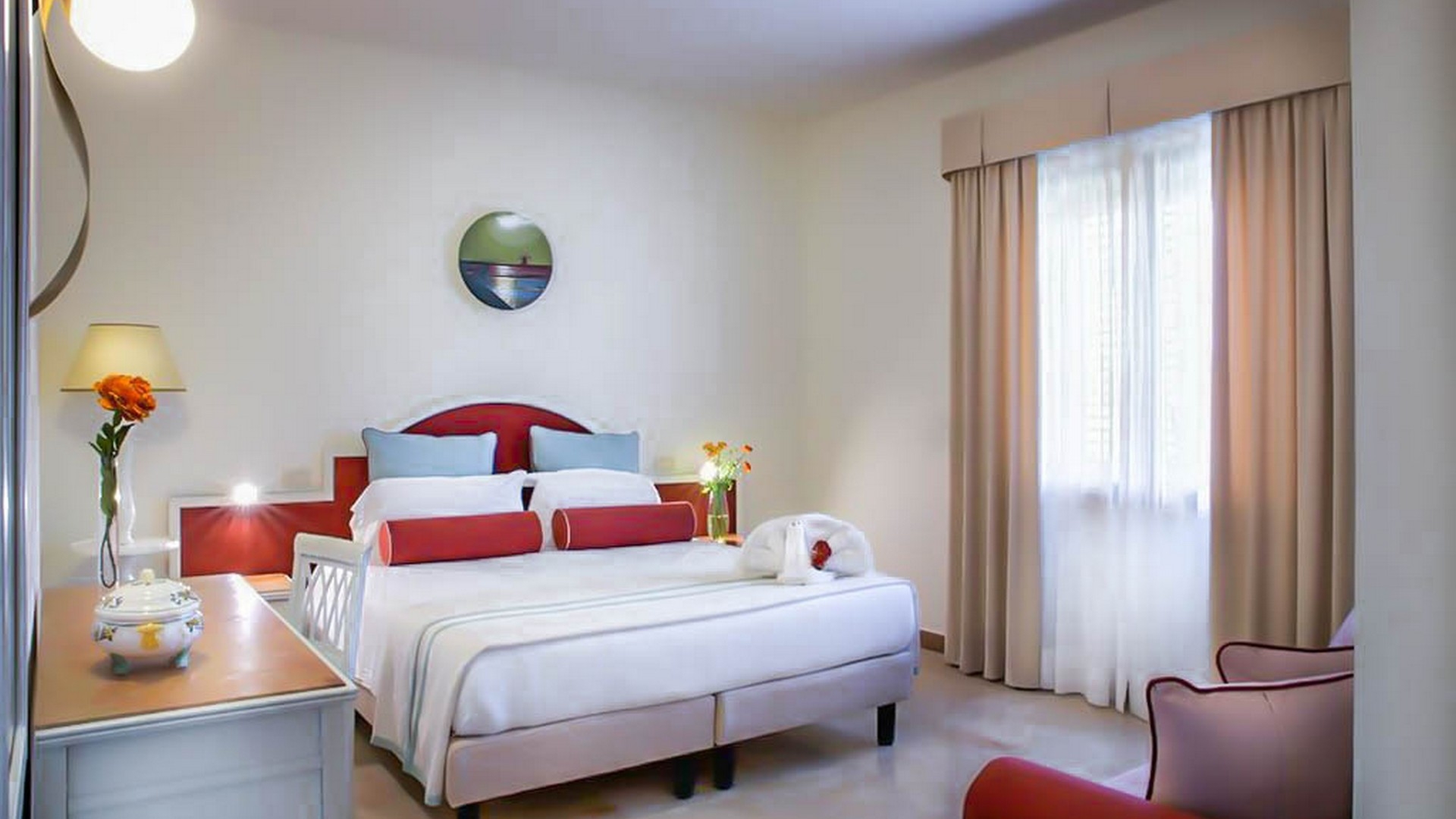 Delfino Beach Hotel