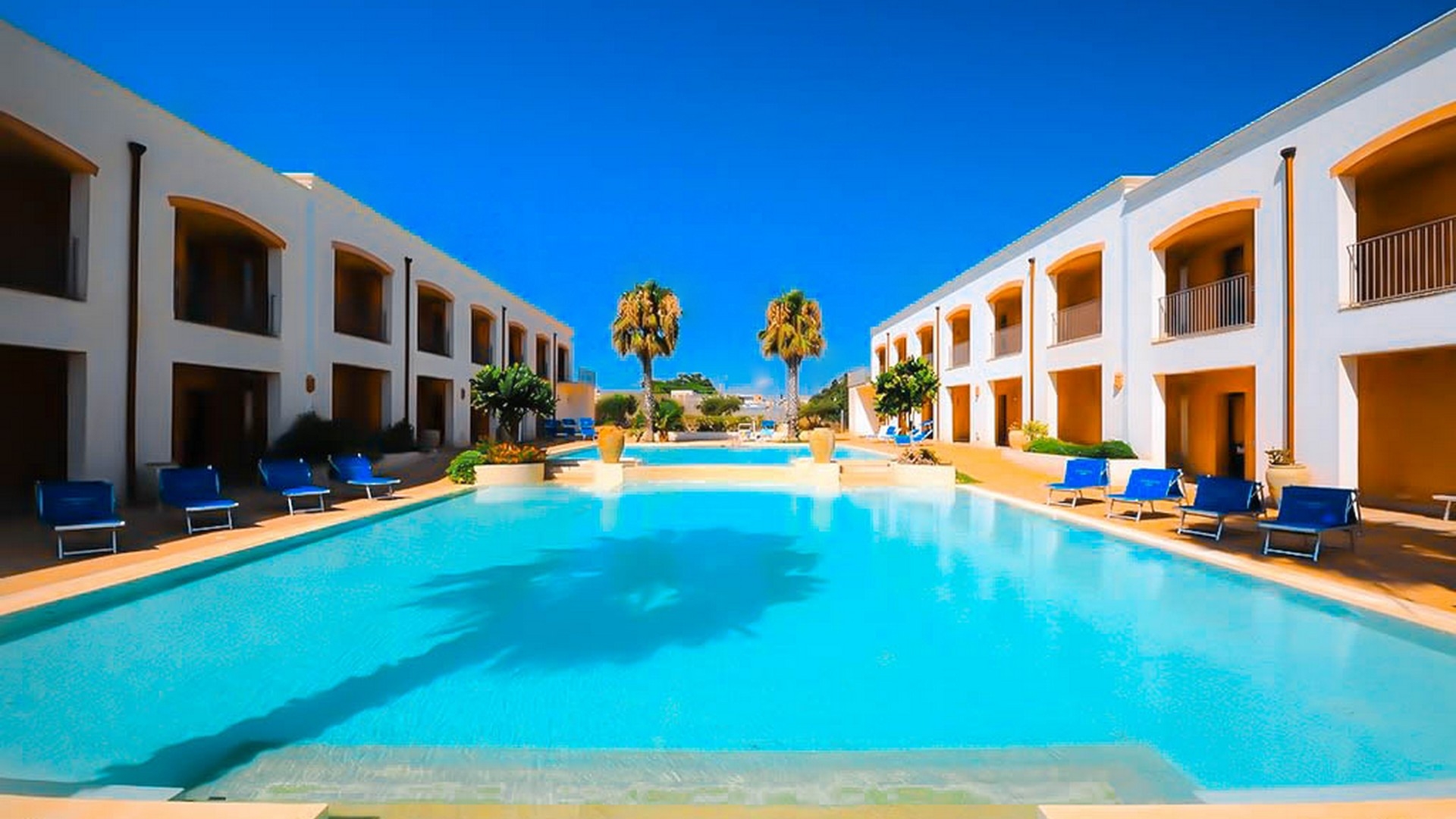 Delfino Beach Hotel