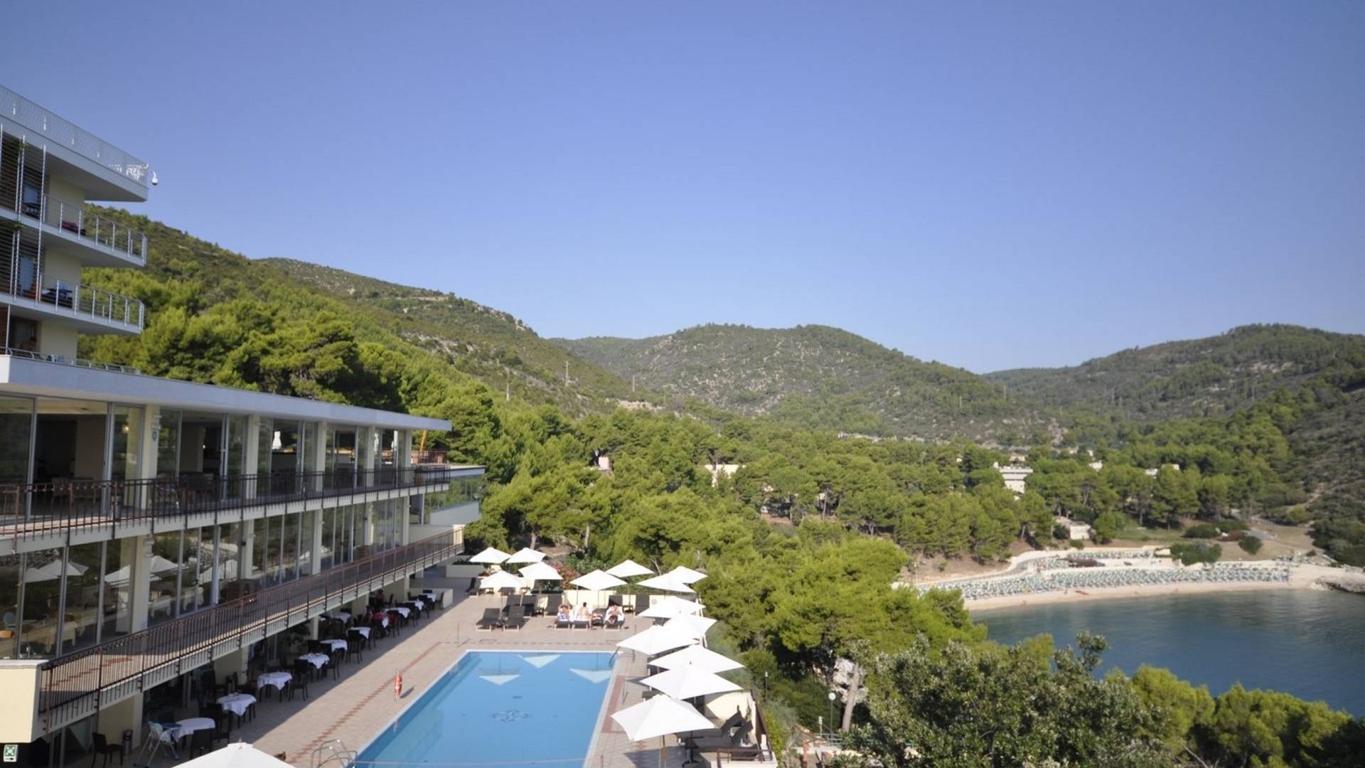 Hotel del Faro - Pugnochiuso Resort