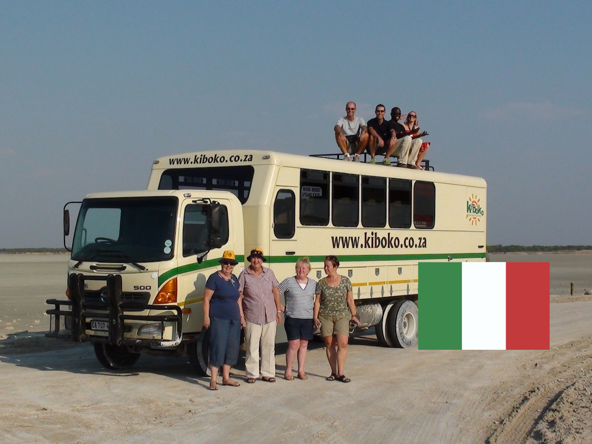 Maun in Botswana, cittadina sul fiume Thamalakane e porta d'accesso al Delta dell'Okavango, con volo panoramico facoltativo
