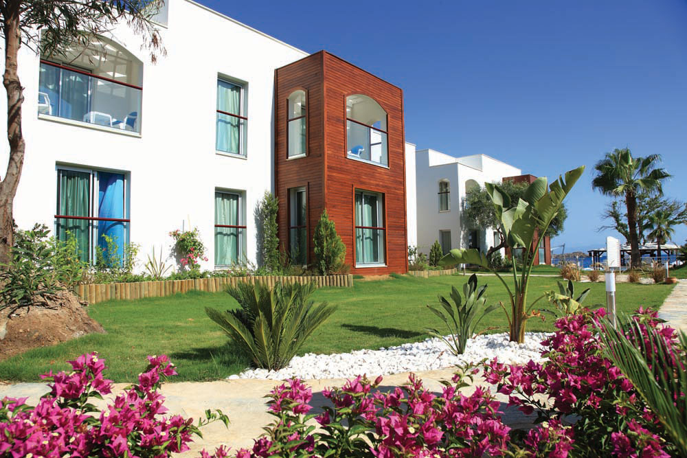 COSTA LUVI HOTEL