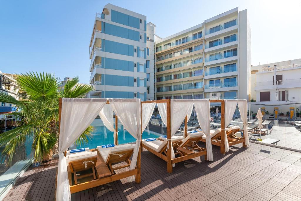 RHODES ARTE CITY HOTEL